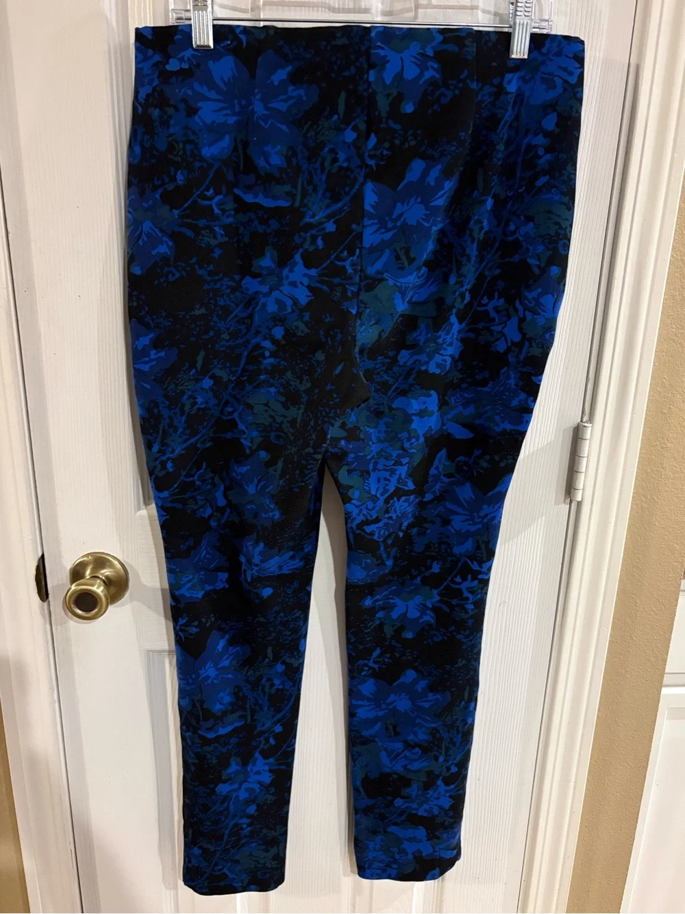 Chico's vibrant Blue Size 1.5 (Approx. US 10-12 / Medium-Large) stretch pants‎